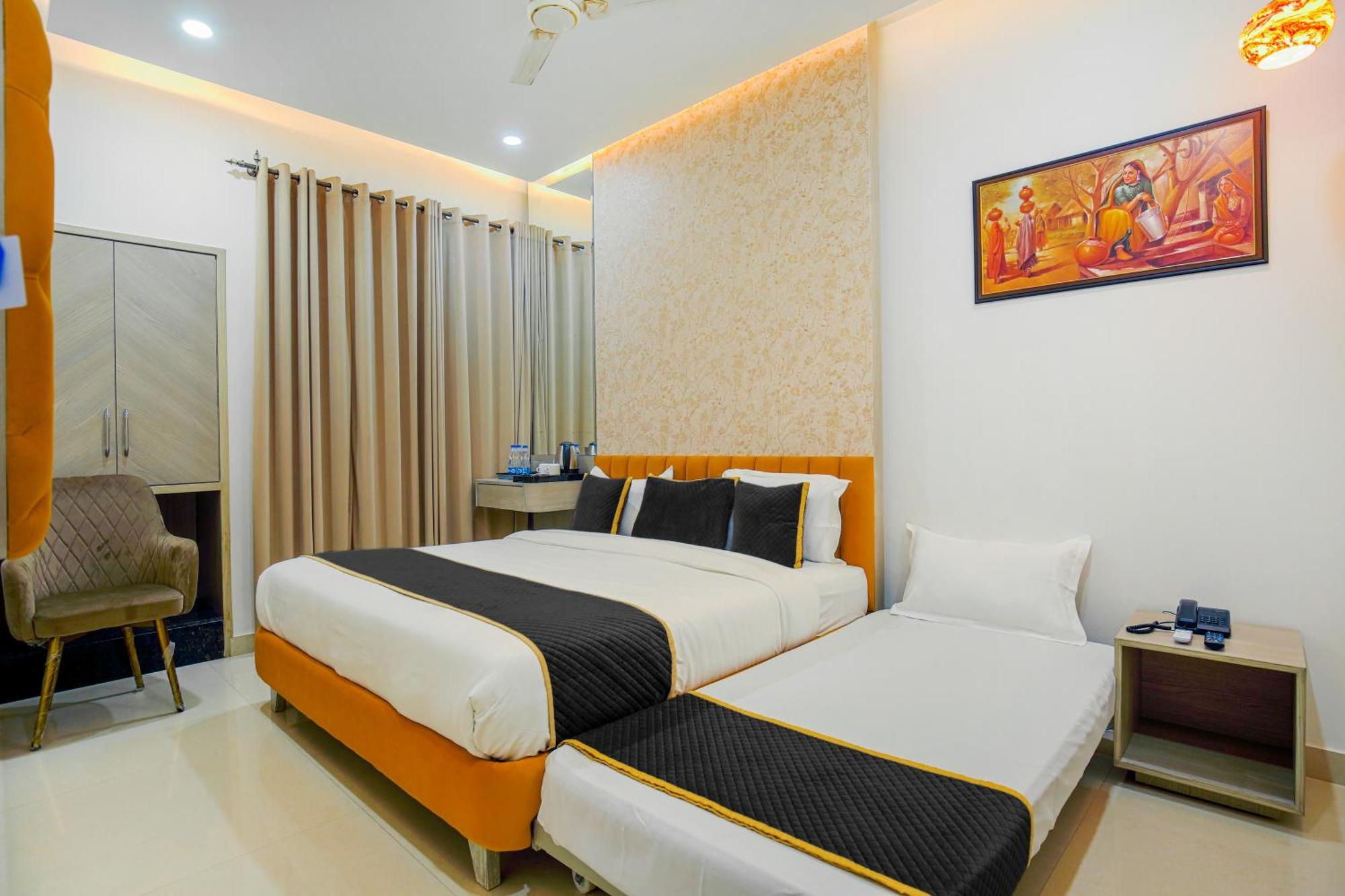Hotel Golden Stay Amritsar Esterno foto