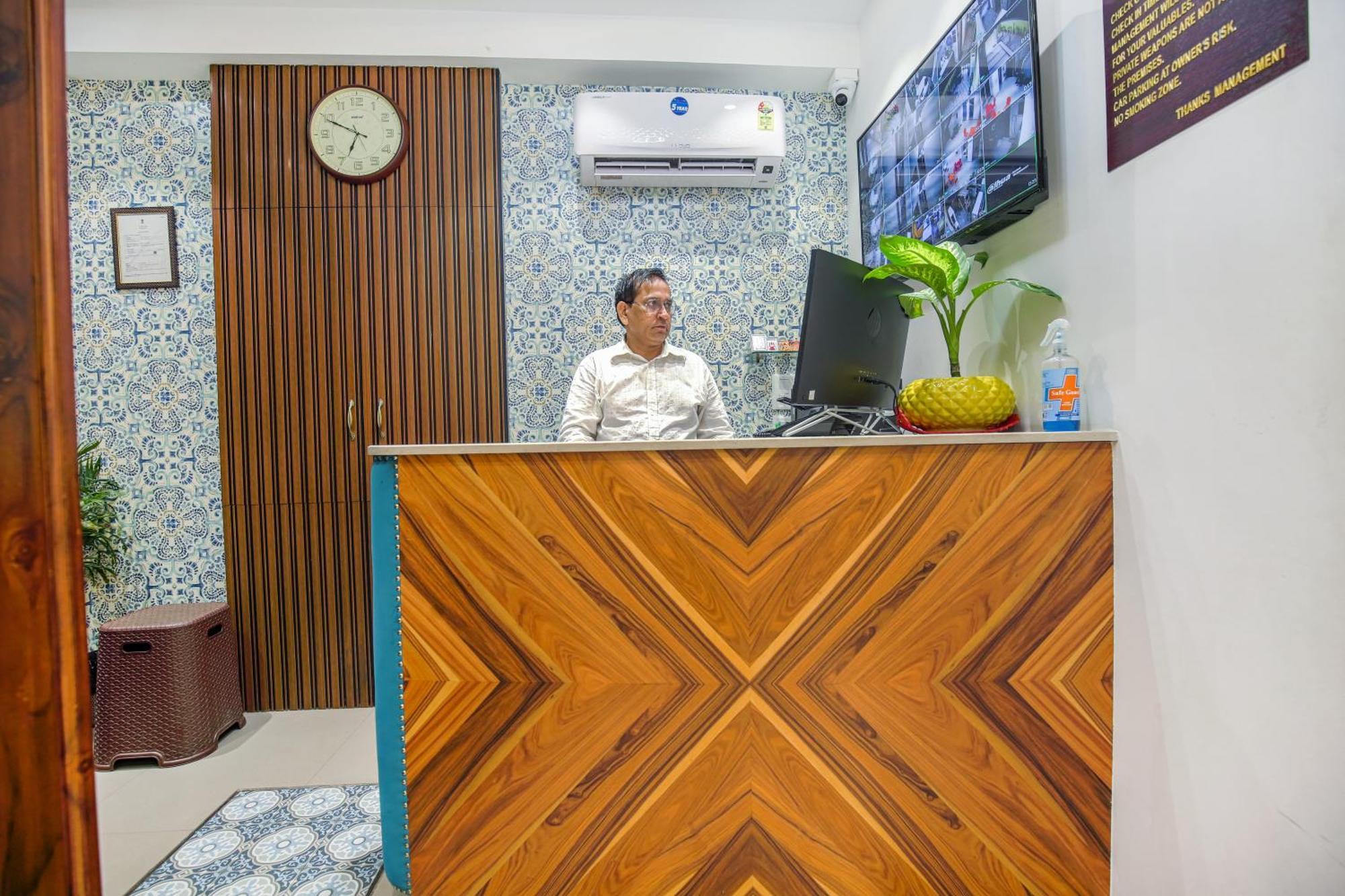 Hotel Golden Stay Amritsar Esterno foto