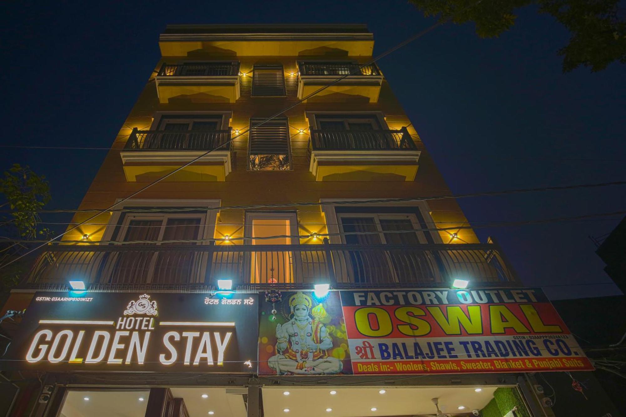 Hotel Golden Stay Amritsar Esterno foto